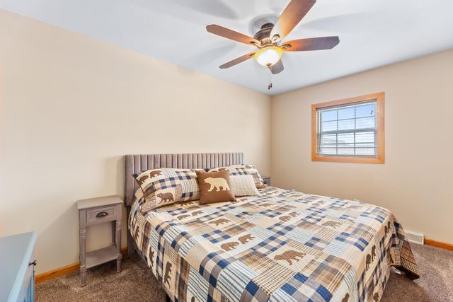 2 Park Rd, Rose Hill, KS 67133