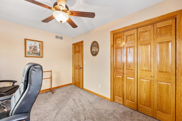 2 Park Rd, Rose Hill, KS 67133