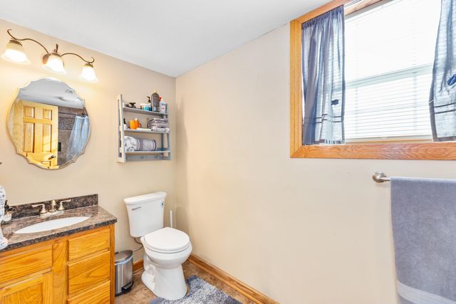 2 Park Rd, Rose Hill, KS 67133