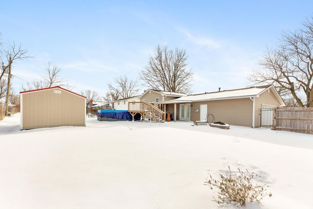 2 Park Rd, Rose Hill, KS 67133