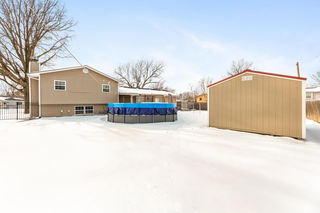 2 Park Rd, Rose Hill, KS 67133