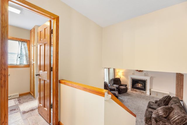 2 Park Rd, Rose Hill, KS 67133