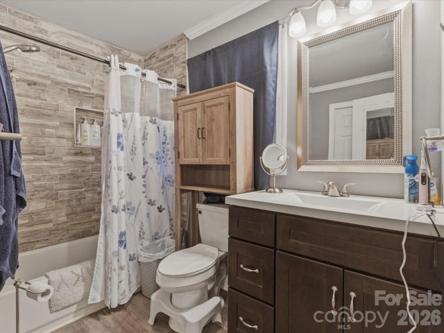 3601 Chapelwood Drive, Gastonia, NC 28052