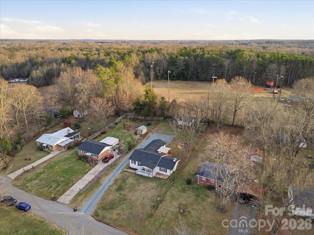 3601 Chapelwood Drive, Gastonia, NC 28052