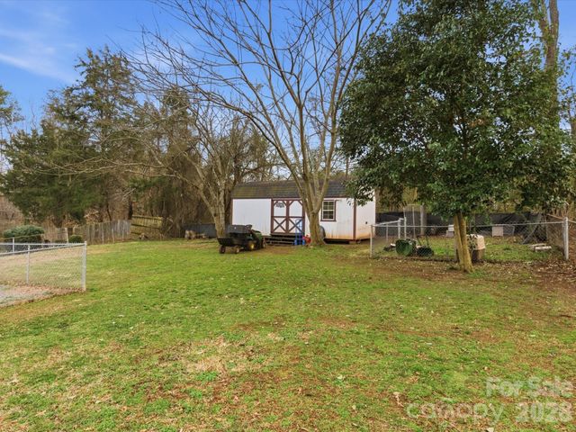 3601 Chapelwood Drive, Gastonia, NC 28052