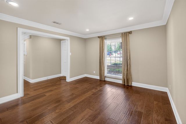 937 Harwood Terrace, Bedford, TX 76021