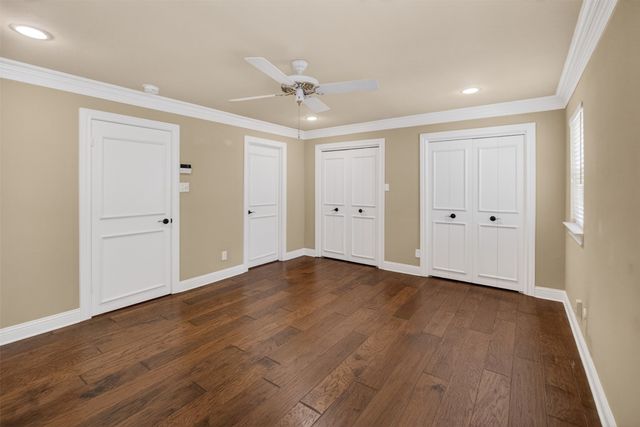 937 Harwood Terrace, Bedford, TX 76021