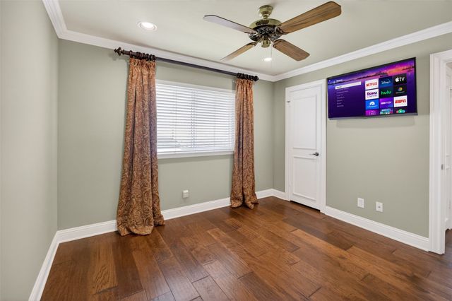 937 Harwood Terrace, Bedford, TX 76021