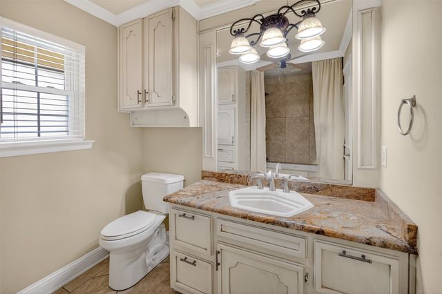 937 Harwood Terrace, Bedford, TX 76021