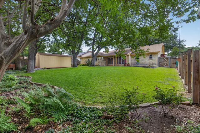 937 Harwood Terrace, Bedford, TX 76021