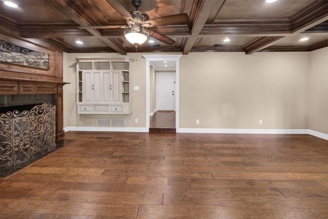 937 Harwood Terrace, Bedford, TX 76021