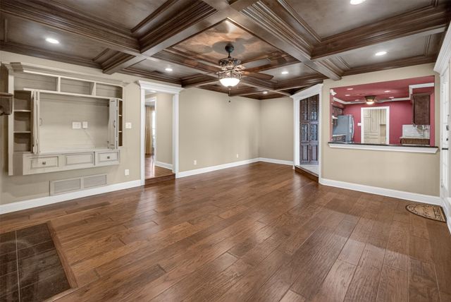 937 Harwood Terrace, Bedford, TX 76021