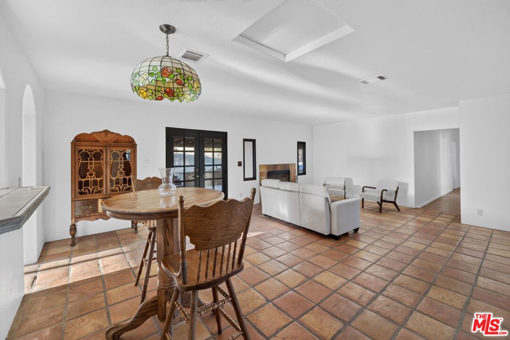Image 15 of property listing at 33201 Barber Road, Santa Clarita, CA 91390