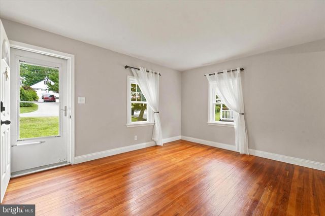 202 HIGHLAND AVE, Glen Riddle Lima, PA 19037