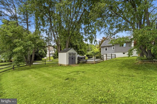 202 HIGHLAND AVE, Glen Riddle Lima, PA 19037