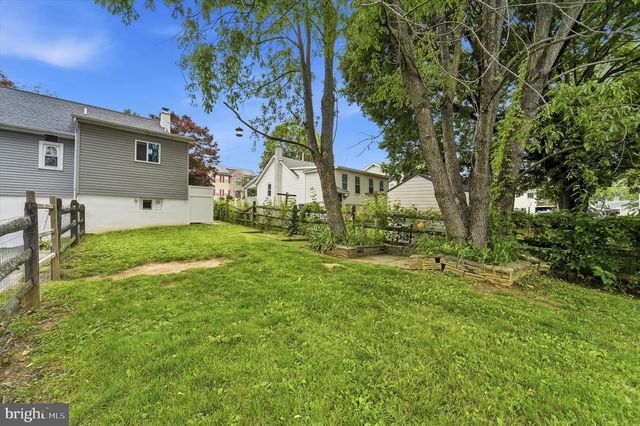 202 HIGHLAND AVE, Glen Riddle Lima, PA 19037