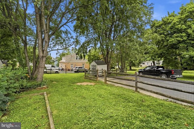202 HIGHLAND AVE, Glen Riddle Lima, PA 19037
