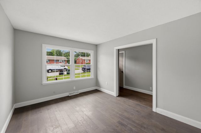 793 Marcella Street, Versailles, KY 40383