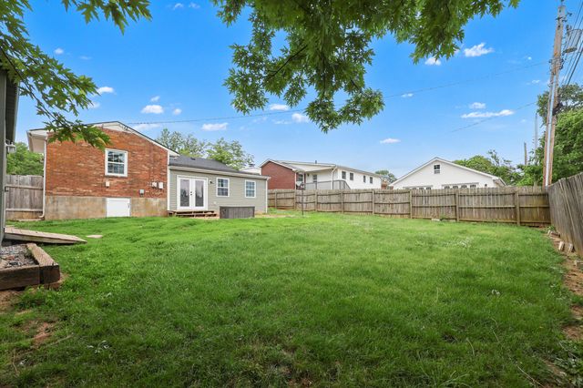 793 Marcella Street, Versailles, KY 40383