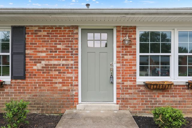 793 Marcella Street, Versailles, KY 40383