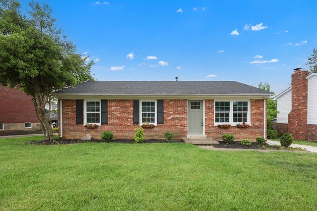 793 Marcella Street, Versailles, KY 40383