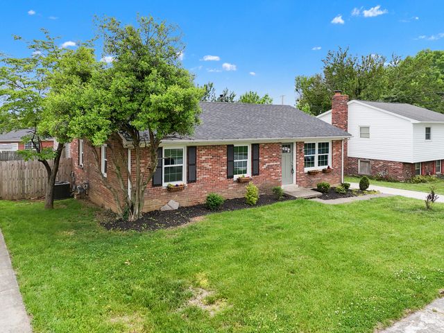 793 Marcella Street, Versailles, KY 40383