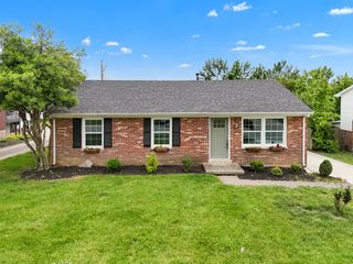 793 Marcella Street, Versailles, KY 40383