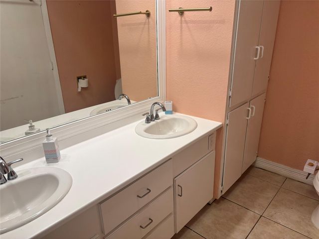 5738 Newport Street, Houston, TX 77023