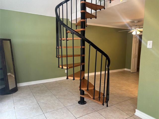 5738 Newport Street, Houston, TX 77023