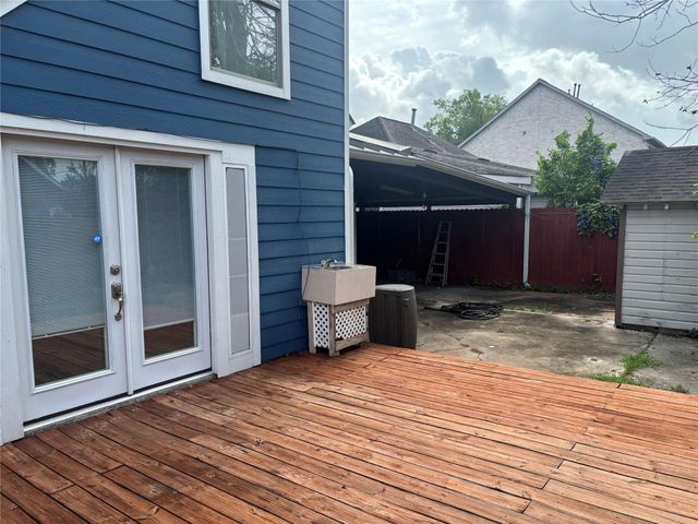 5738 Newport Street, Houston, TX 77023