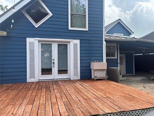 5738 Newport Street, Houston, TX 77023