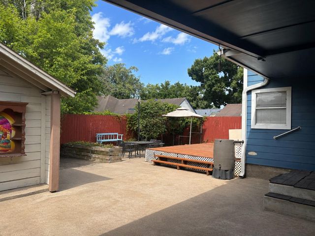 5738 Newport Street, Houston, TX 77023