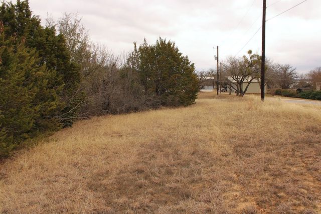 5732 Highland Drive, Granbury, TX 76048