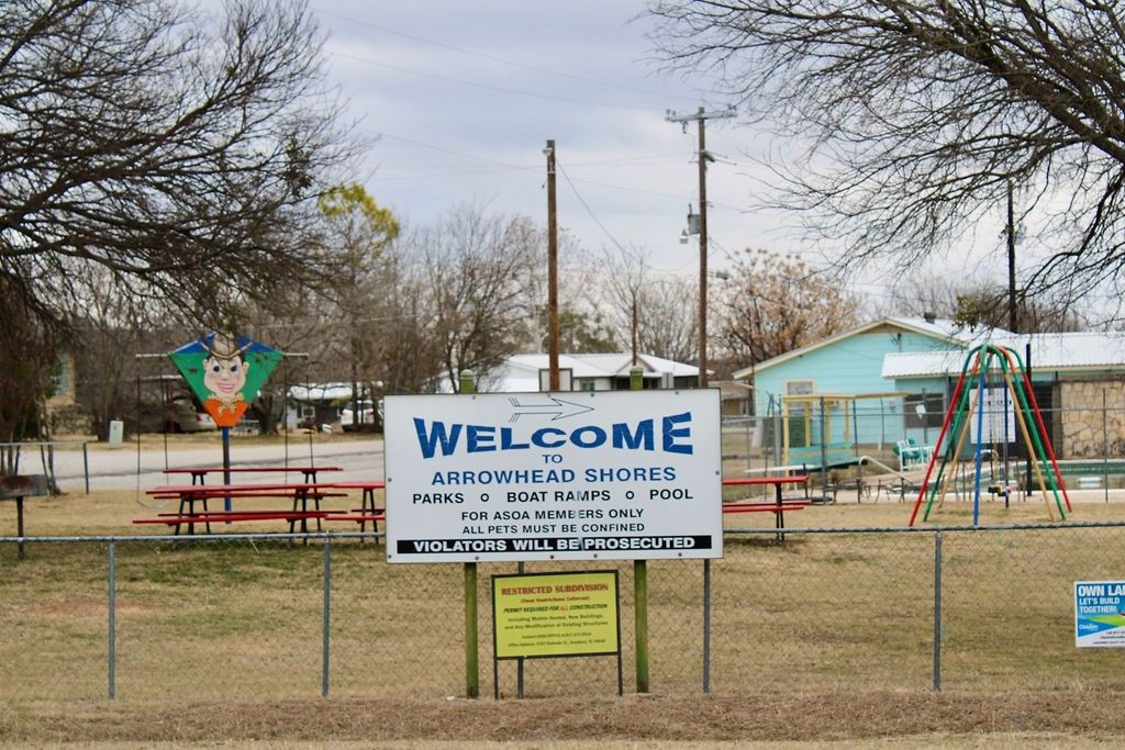 5732 Highland Drive, Granbury, TX 76048