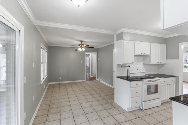 4994 DURBIN AVE, Memphis, TN 38122