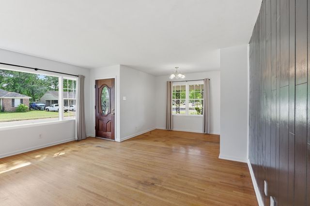 4994 DURBIN AVE, Memphis, TN 38122