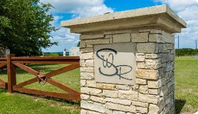 428 Breccia TRL, Liberty Hill, TX 78642