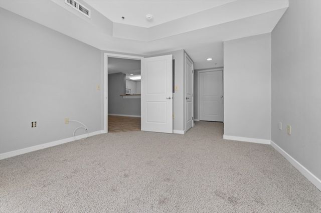 175 Cottage St 205, Chelsea, MA 02150