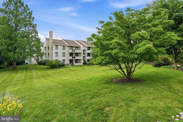 4 DEZAC, Devon, PA 19333