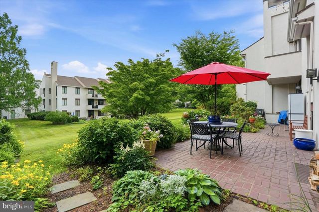 4 DEZAC, Devon, PA 19333