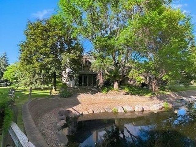 15635 41st Avenue N, Plymouth, MN 55446