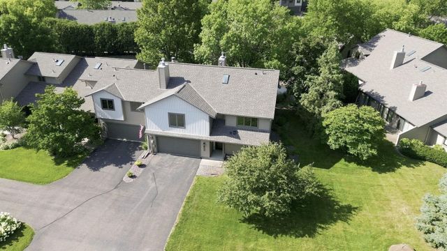 15635 41st Avenue N, Plymouth, MN 55446