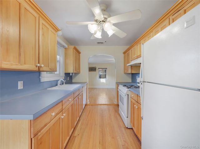 18 Hughes Street, Congers, NY 10920