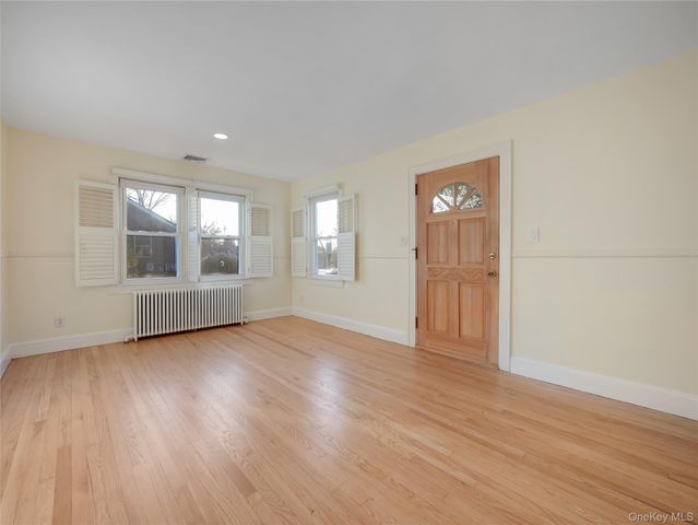 18 Hughes Street, Congers, NY 10920