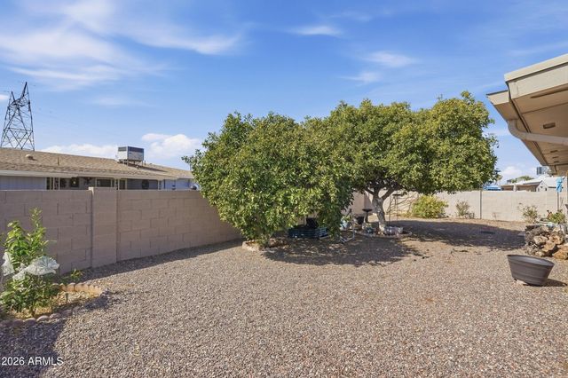 6337 E DES MOINES Street, Mesa, AZ 85205