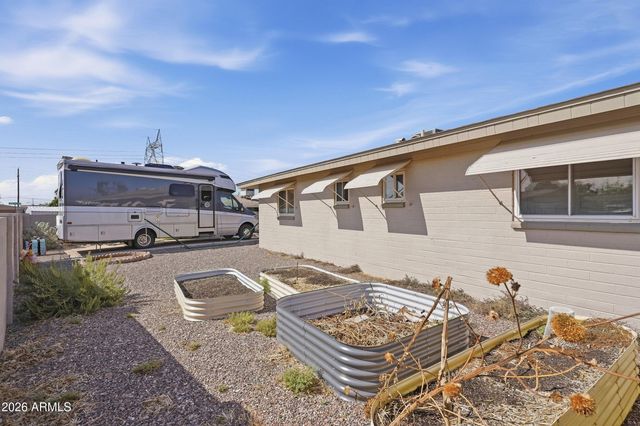 6337 E DES MOINES Street, Mesa, AZ 85205
