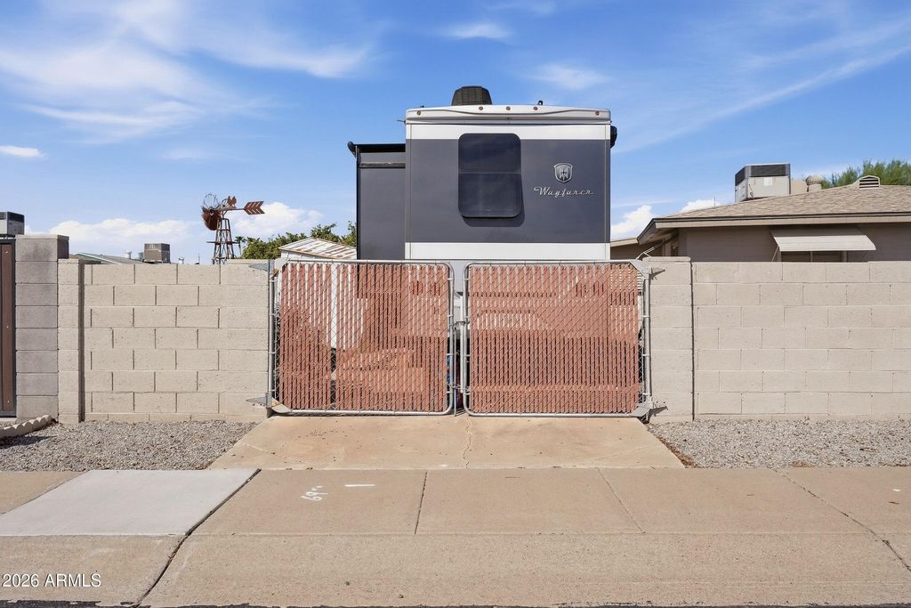 6337 E DES MOINES Street, Mesa, AZ 85205 — photo 2