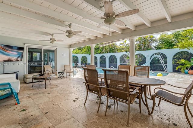 633 N Crescent Drive, Hollywood, FL 33021