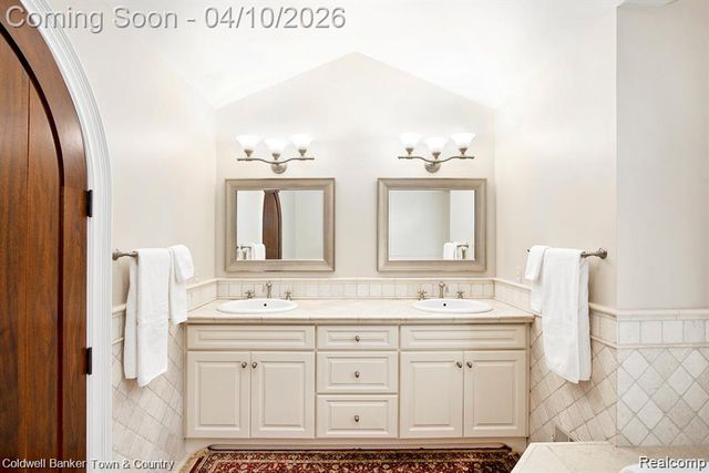 3534 Catherine Anne Lane, Holly, MI 48442