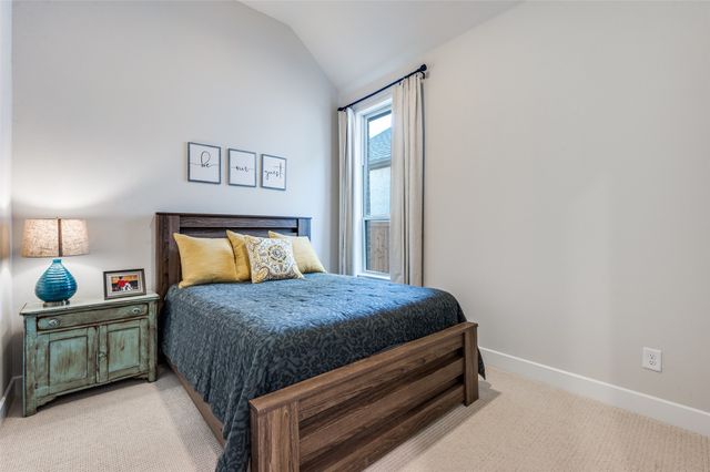 1404 Buttercup Avenue, Aubrey, TX 76227